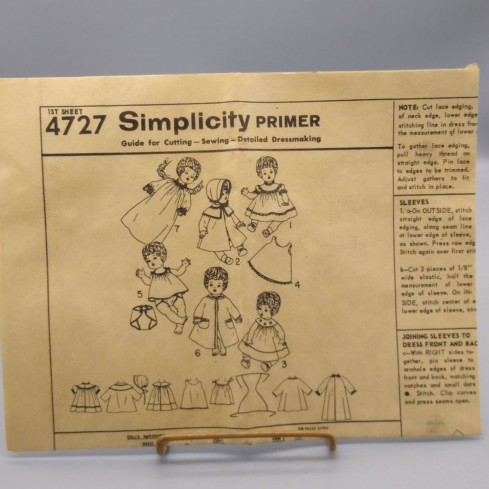 Vintage Sewing PATTERN Simplicity 4727, Doll Wardrobe for 1963 Betsy Wetsy